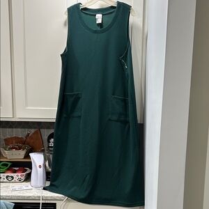Vintage Links Sleeveless Green Jumper with 13” back split NOS